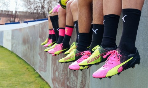 PUMA 发布全新 TRICKS 鸳鸯配色足球鞋